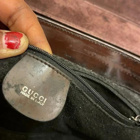 Authentic Gucci, please check all picture of condition - Picture 15 of 17